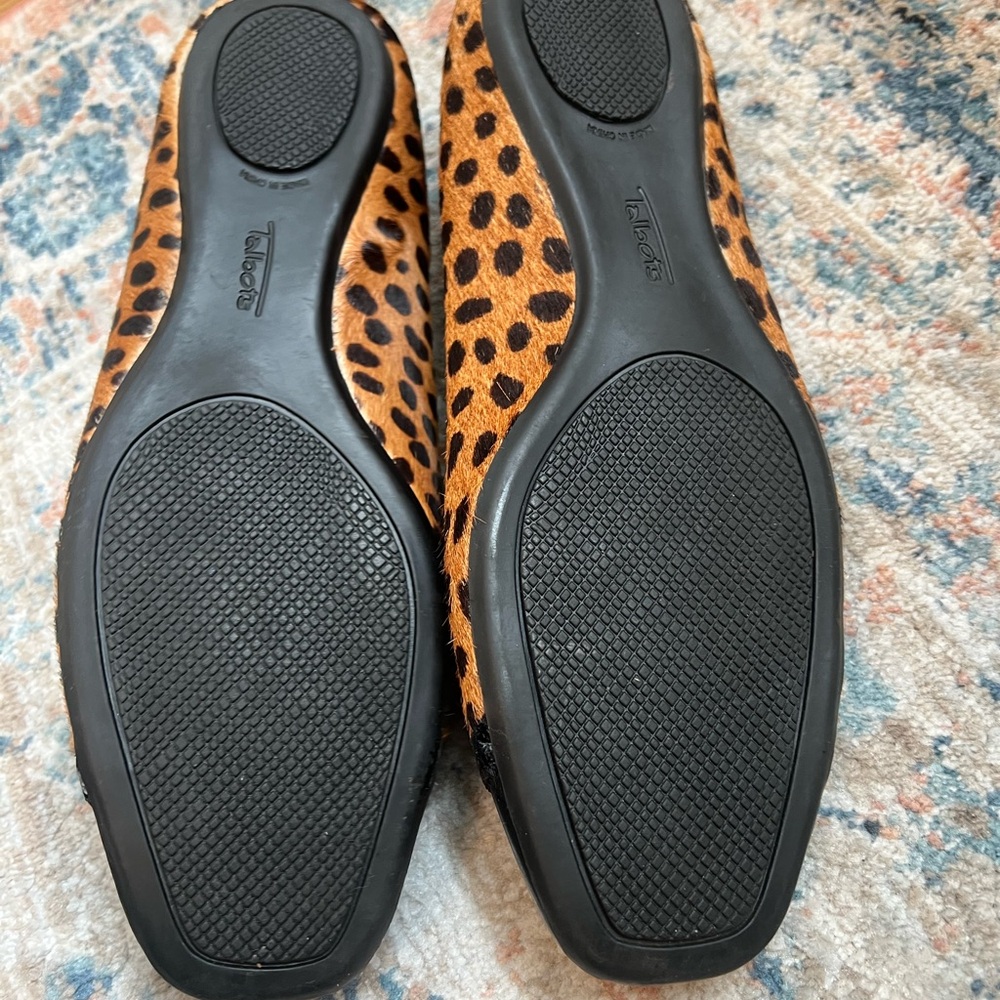 Talbots Leopard Print Flats with Black Toe - Picture 4 of 6